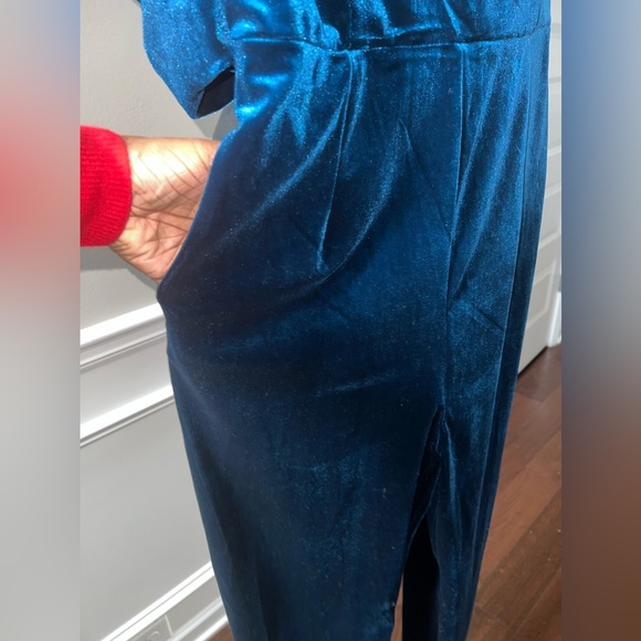 ONE SHOULDER VELVET RUCHED STRAIGHT LEG JUMPSUIT - Picture 4 of 6